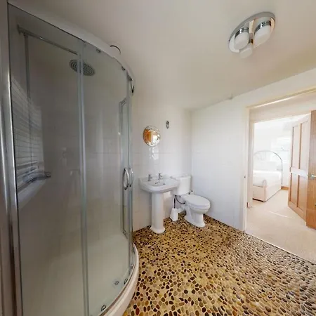 E29 Bonnie Bank, Riviere Towans Holiday home *